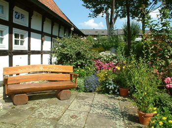 igk Krabbe - Firmengarten